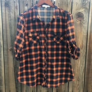 Eden & Olivia Button down shirt